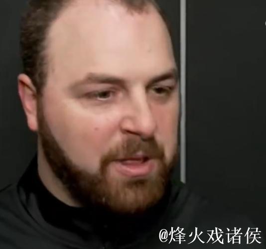 混音主帅:我很满意瀚森的防守,同时他也是球队的进攻枢纽 混音主帅:我很满意瀚森的防守,同时他也是球队的进攻枢纽